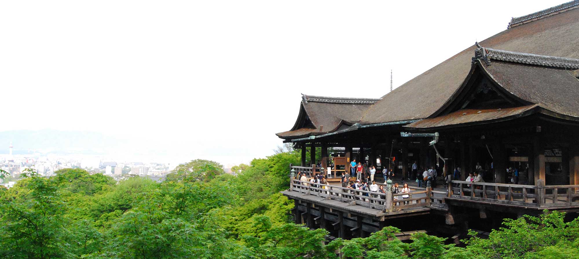 Вид на храм Чистой воды, Киёмидзу Дэра, в Киото